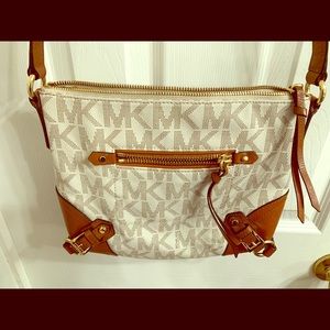 Michael Kors crossbody